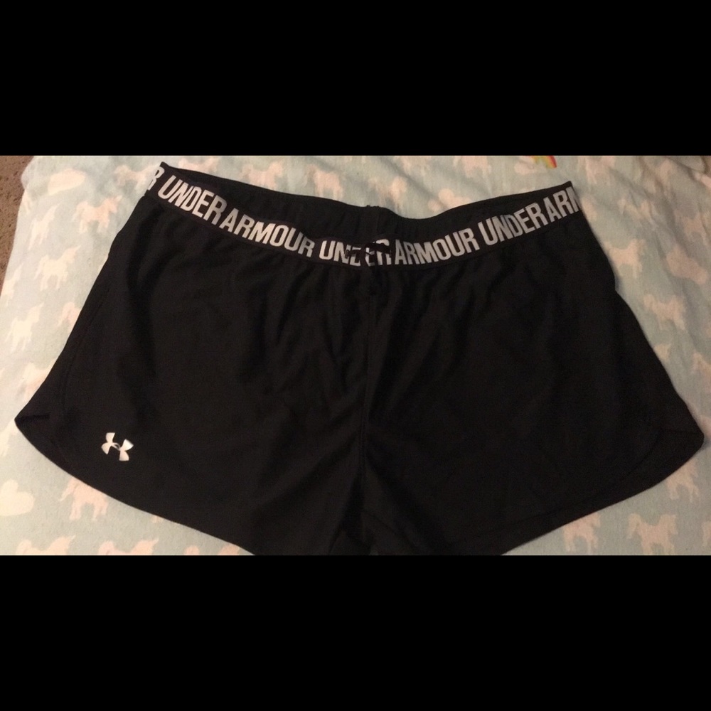 Under Armour Shorts Size XL